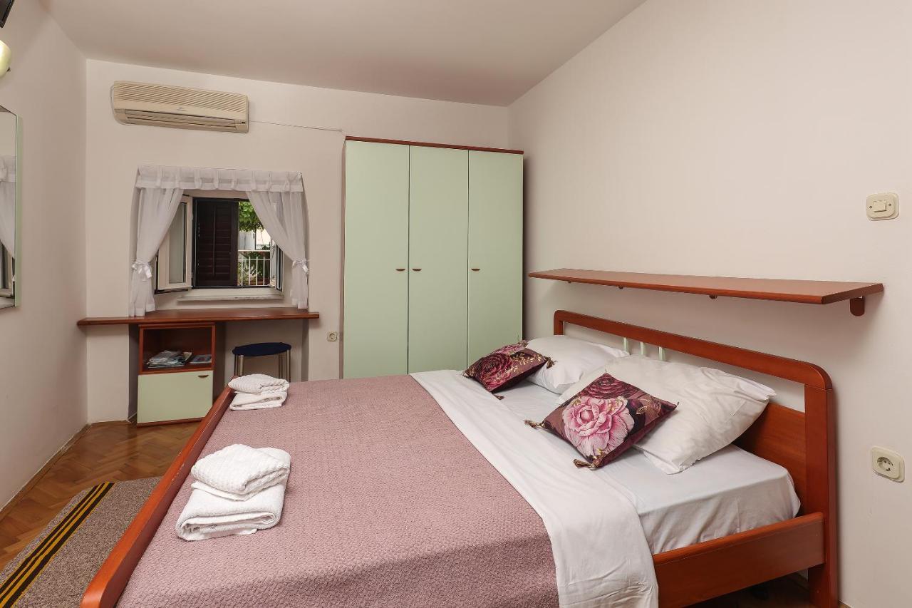 Casa Di Nives Apartment คิร์ก ภายนอก รูปภาพ