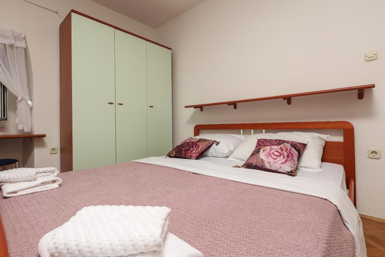 Casa Di Nives Apartment คิร์ก ภายนอก รูปภาพ